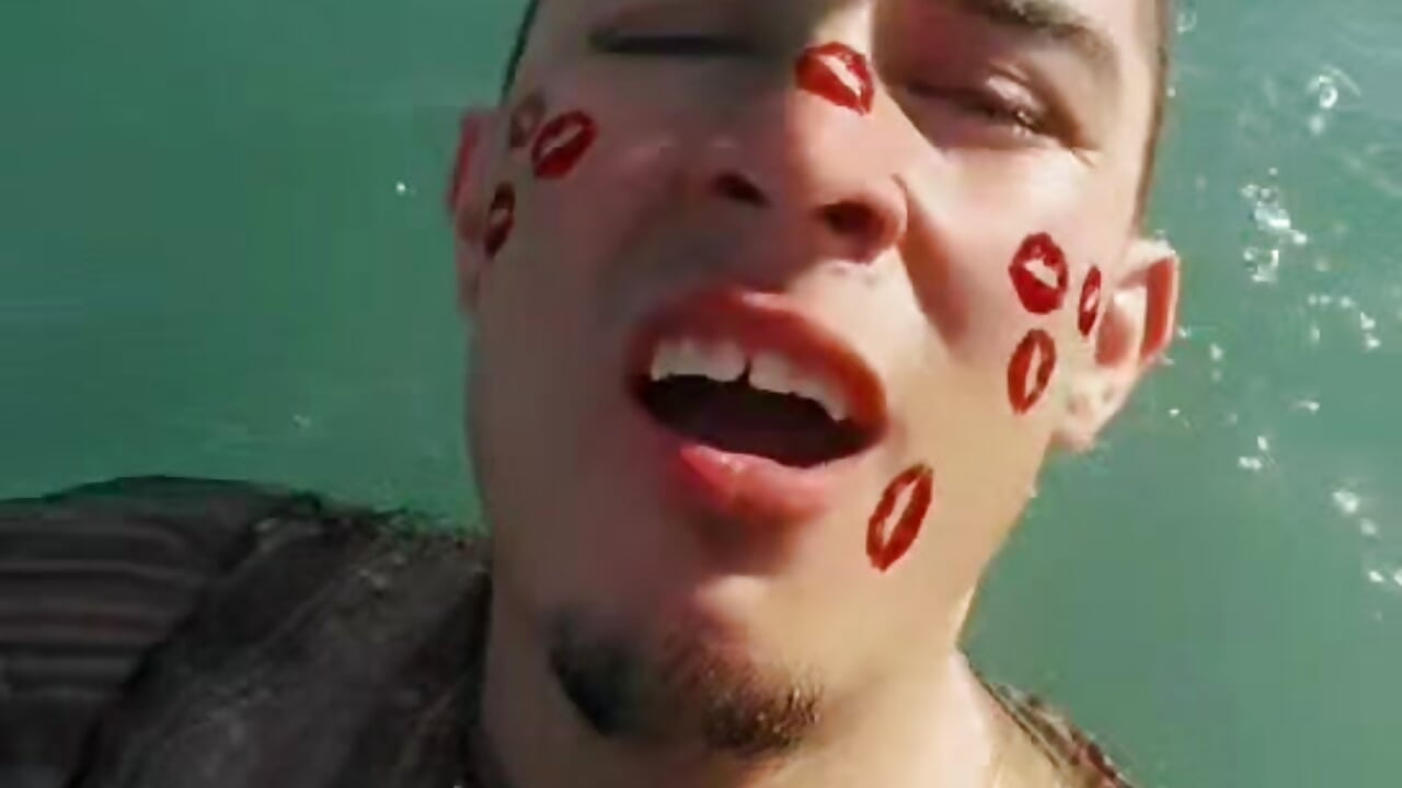 1000129310 - video by Gabosex18 cam model