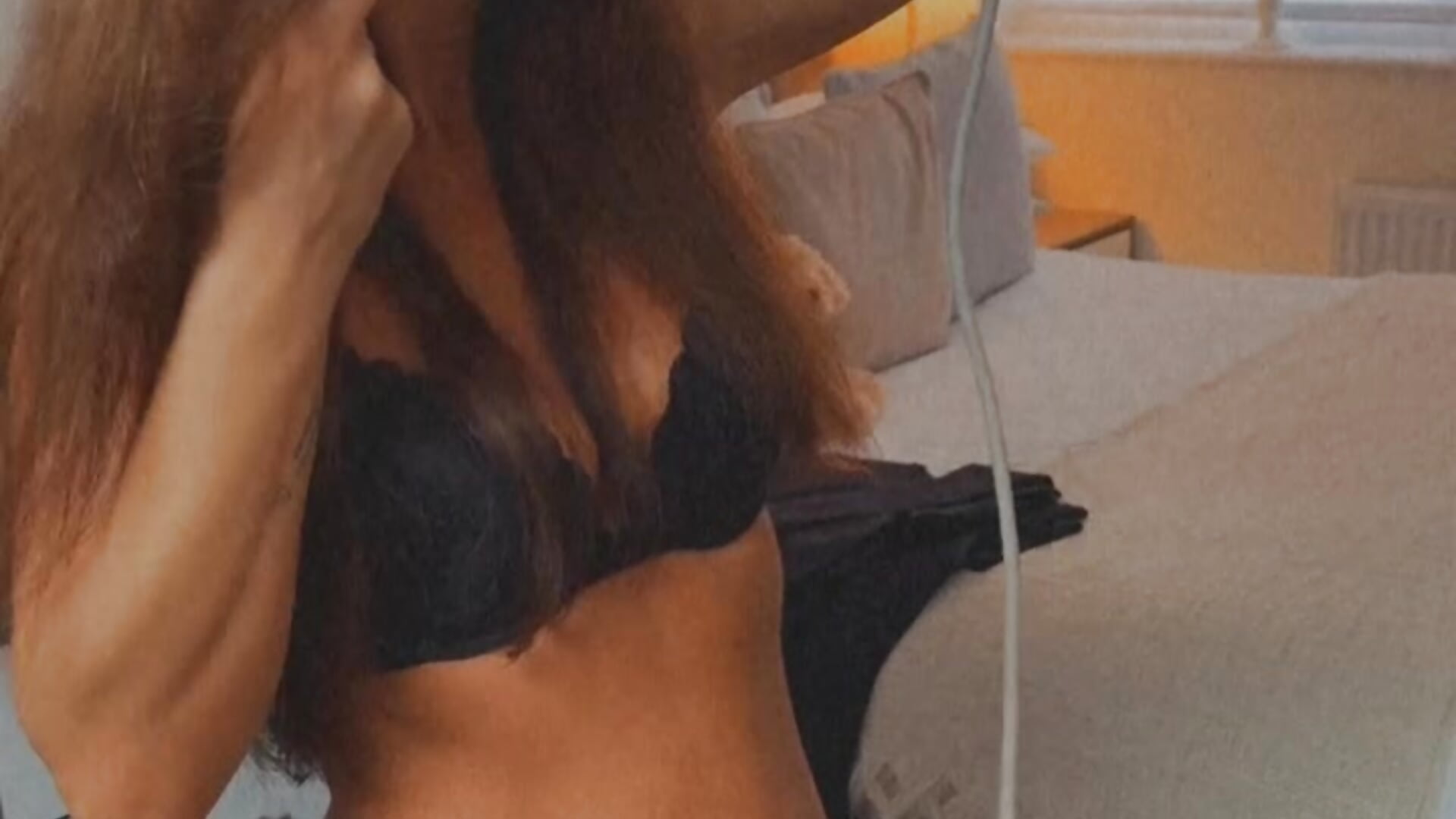 Megan - video by Meg_grey cam model