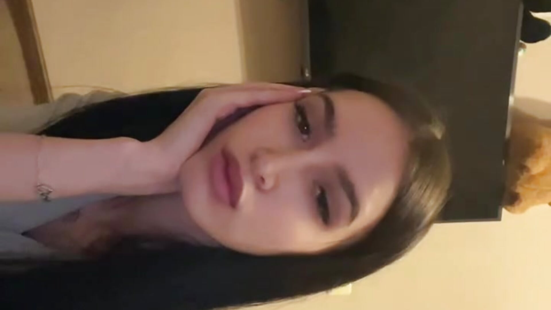 Singing Mood 🎶✨ - video by DioraX cam model