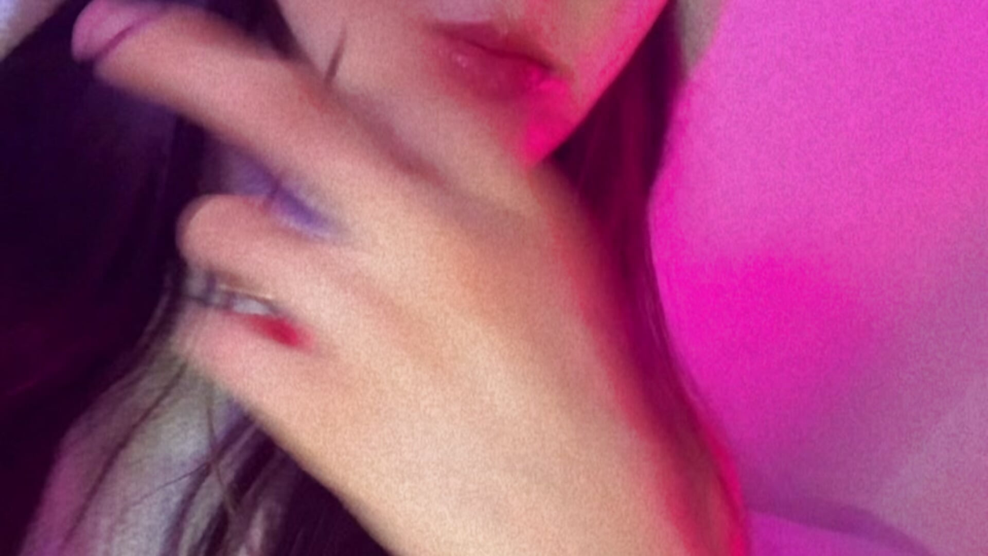 So cute - video by Itzel_Geneva cam model