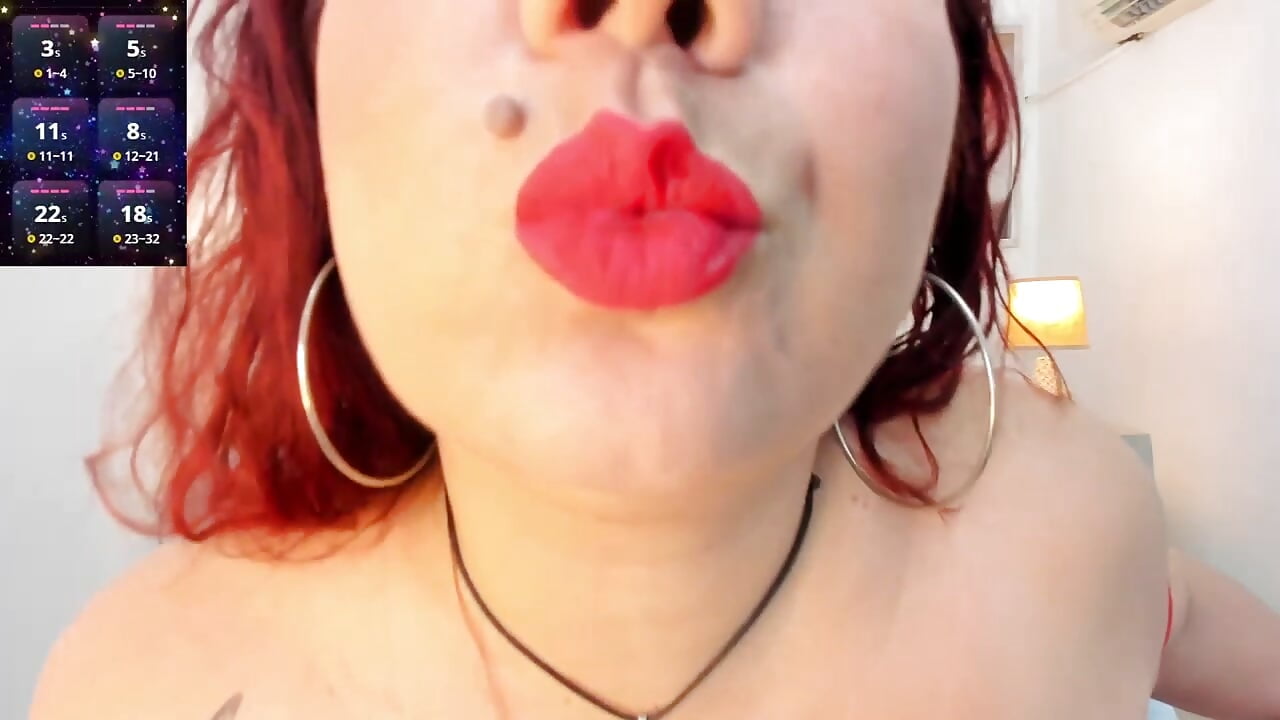 KISSES FOR YOU - video by __Ambar__ cam model