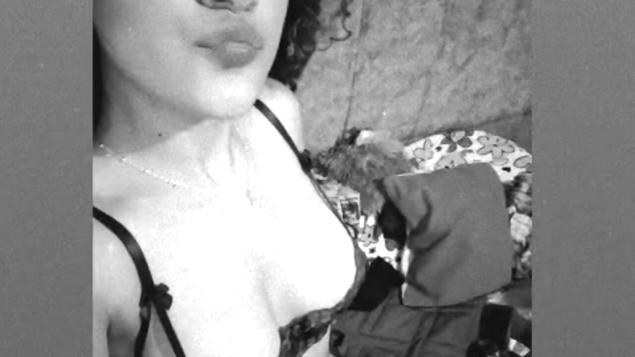 ME <3 - video di AngelPinkk_ modella di cam