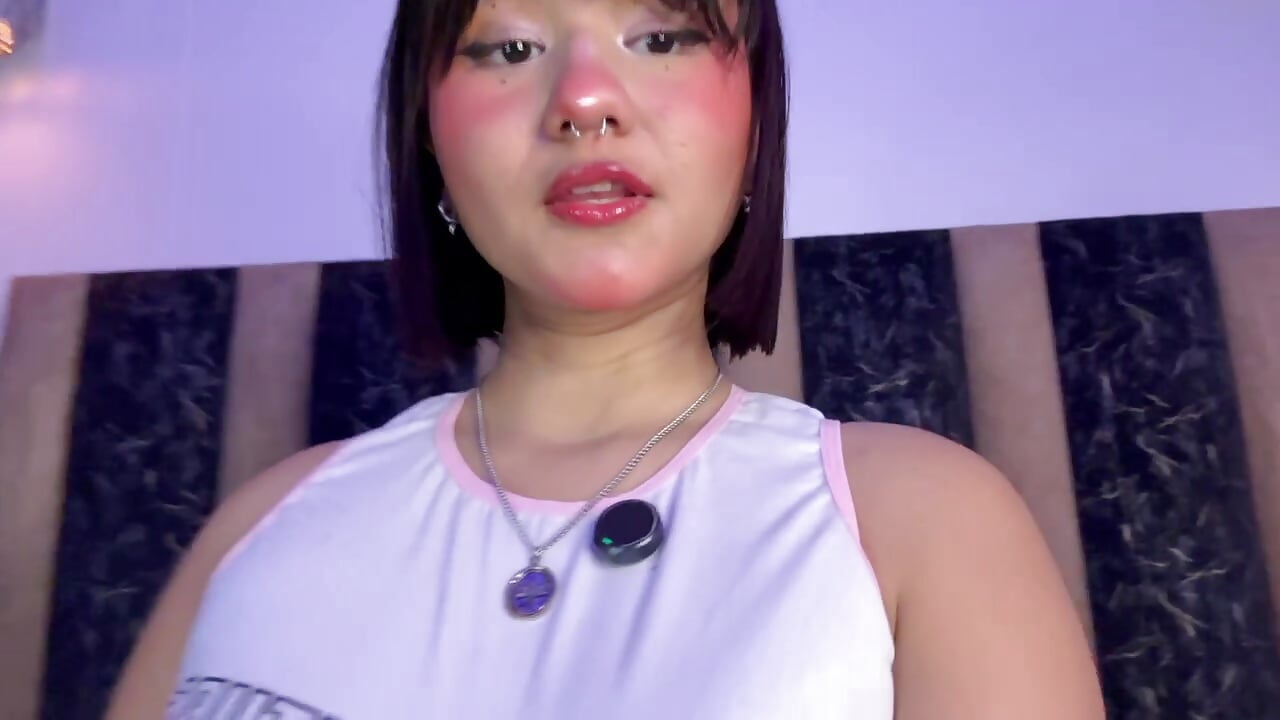 Where fantasy begins - فيديو من Ivi_Aiko موديل الكام