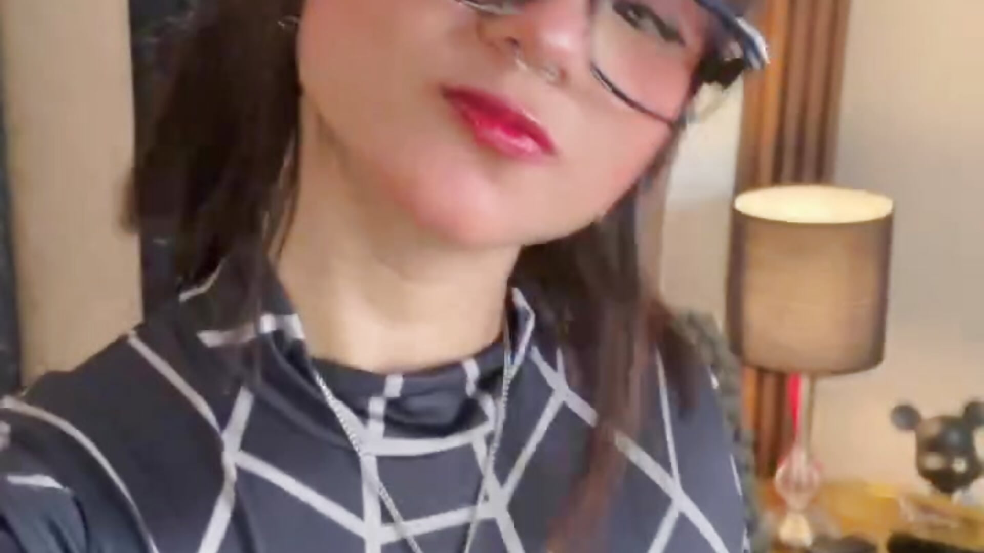 Soft voice, naughty thoughts - video by Ivi_Aiko cam model