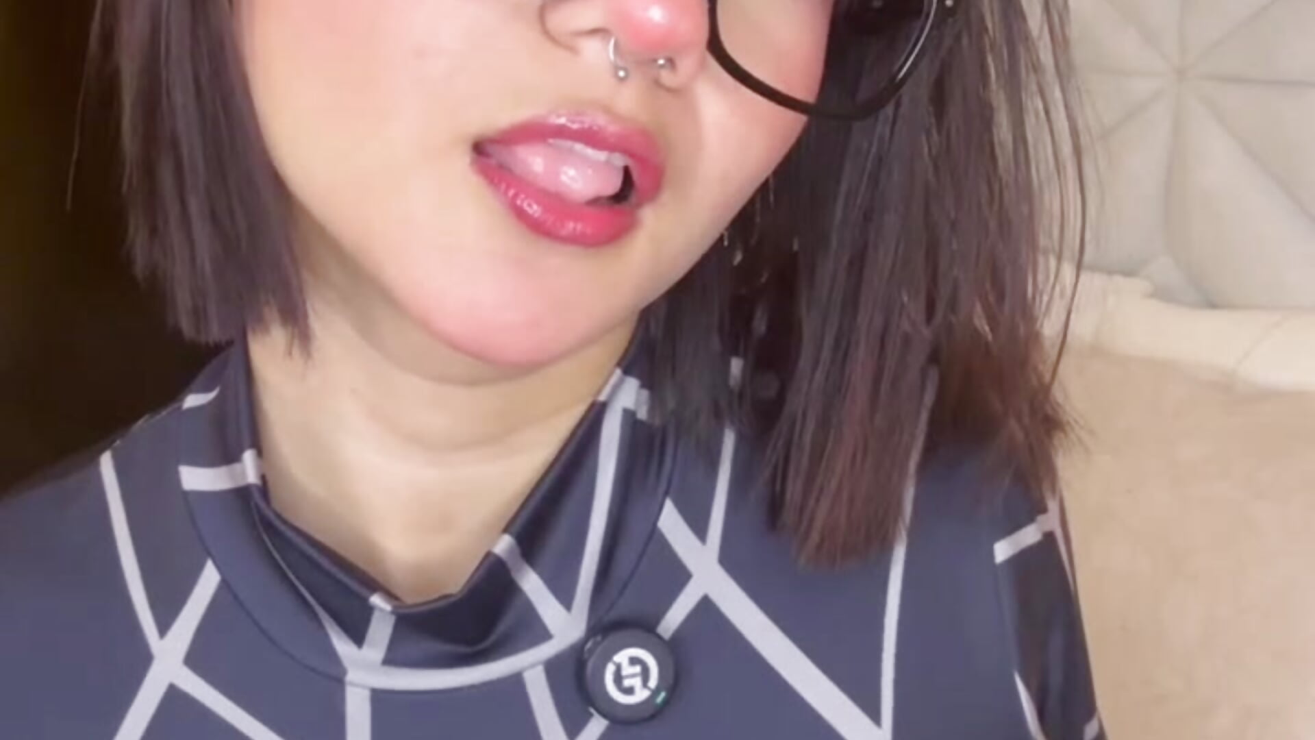 Feel closer than ever… dare to try? - video by Ivi_Aiko cam model