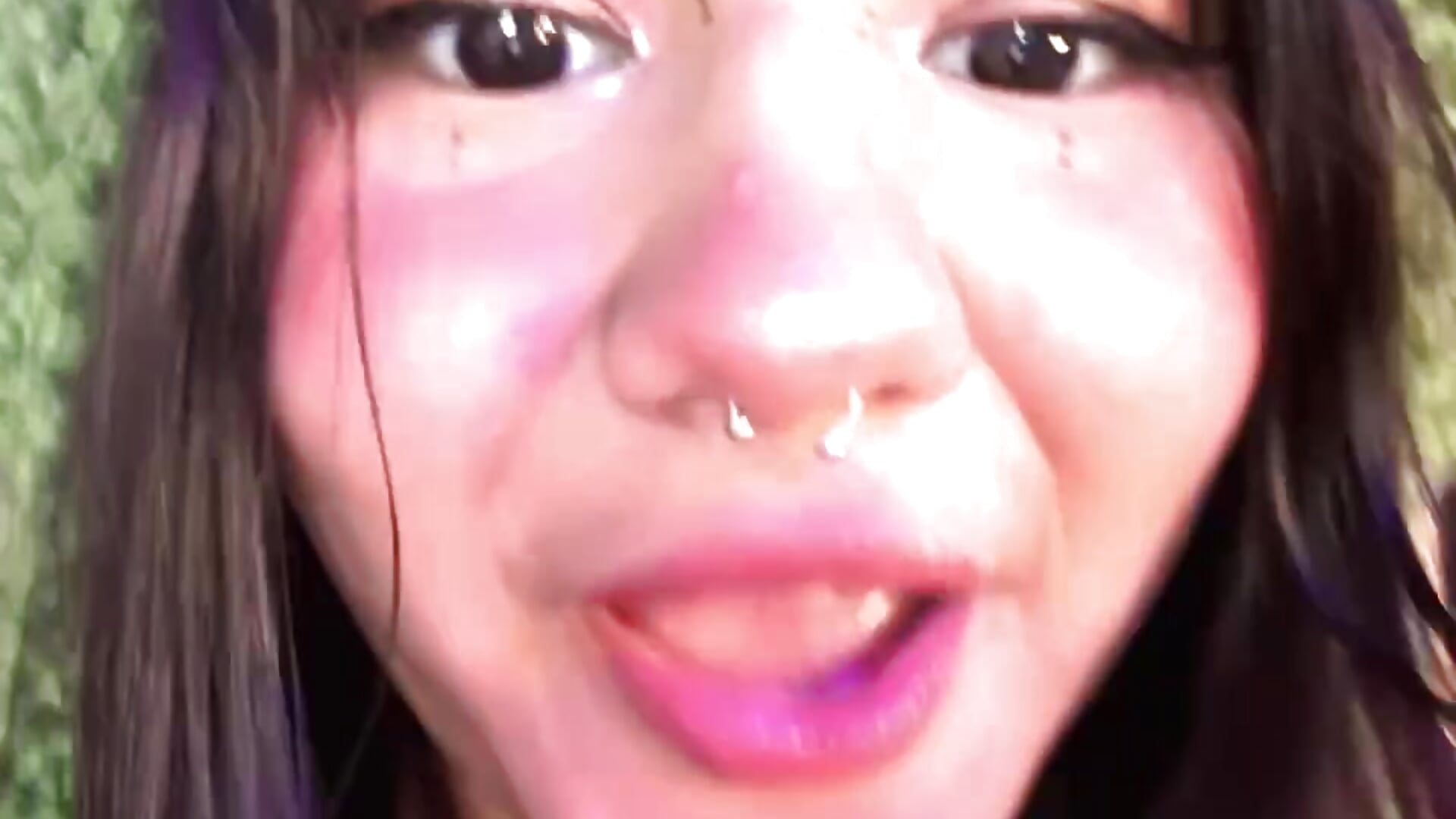 “My body is yours… if you know how to ask 💋” - Video von Ivi_Aiko Cam-Model