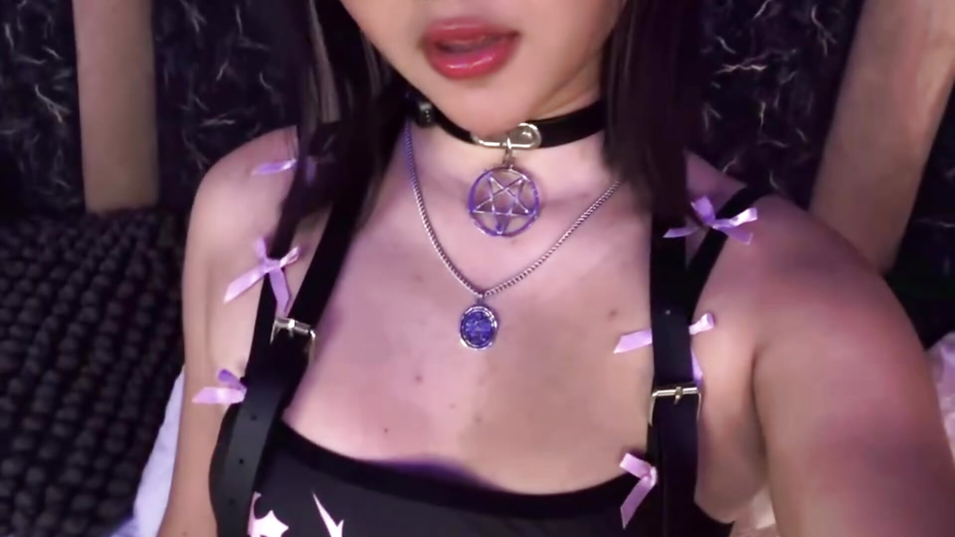 live with me the best delicious experiences! ❤️ – video modela na kameri Ivi_Aiko