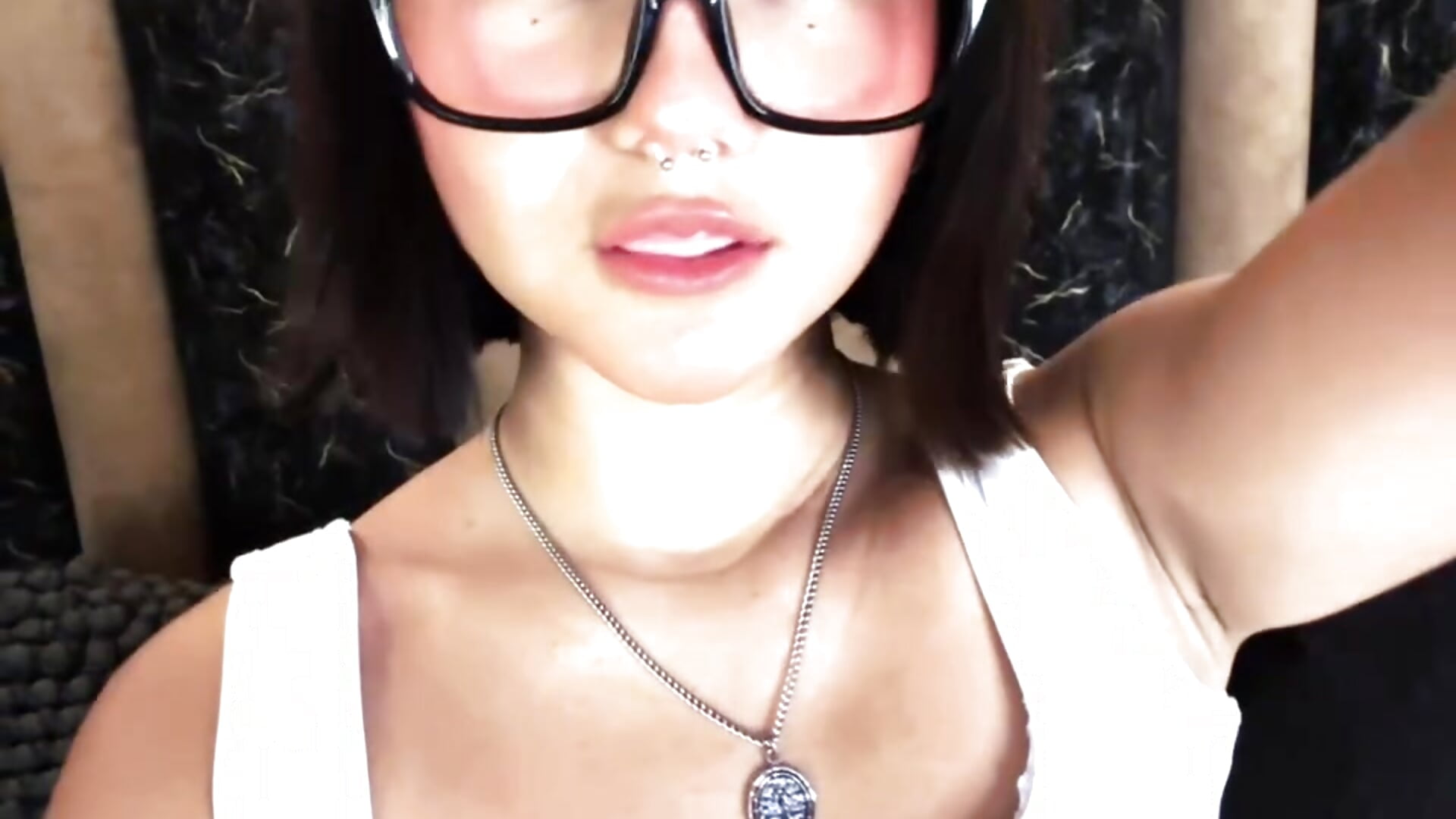 “Soft girl… wild thoughts 💭🔥” - วิดีโอโดย Ivi_Aiko โมเดลแคม