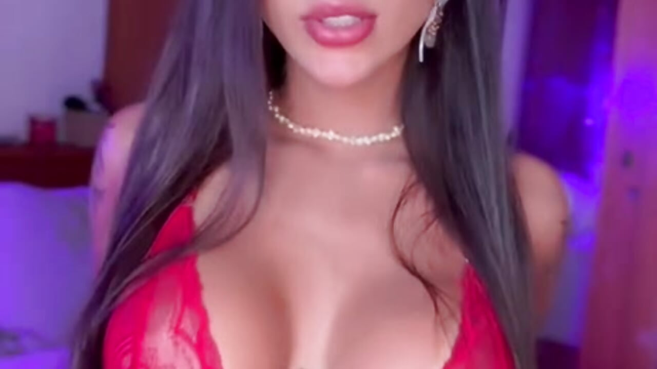 wow look at this - βίντεο μοντέλου Erica_Rivera