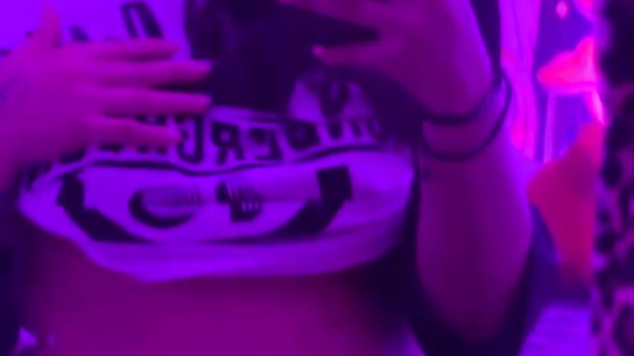 Tenia este guardado por ahí hehe, ahí les dejo el caldito de ojo - video by victoriia_thompson cam model