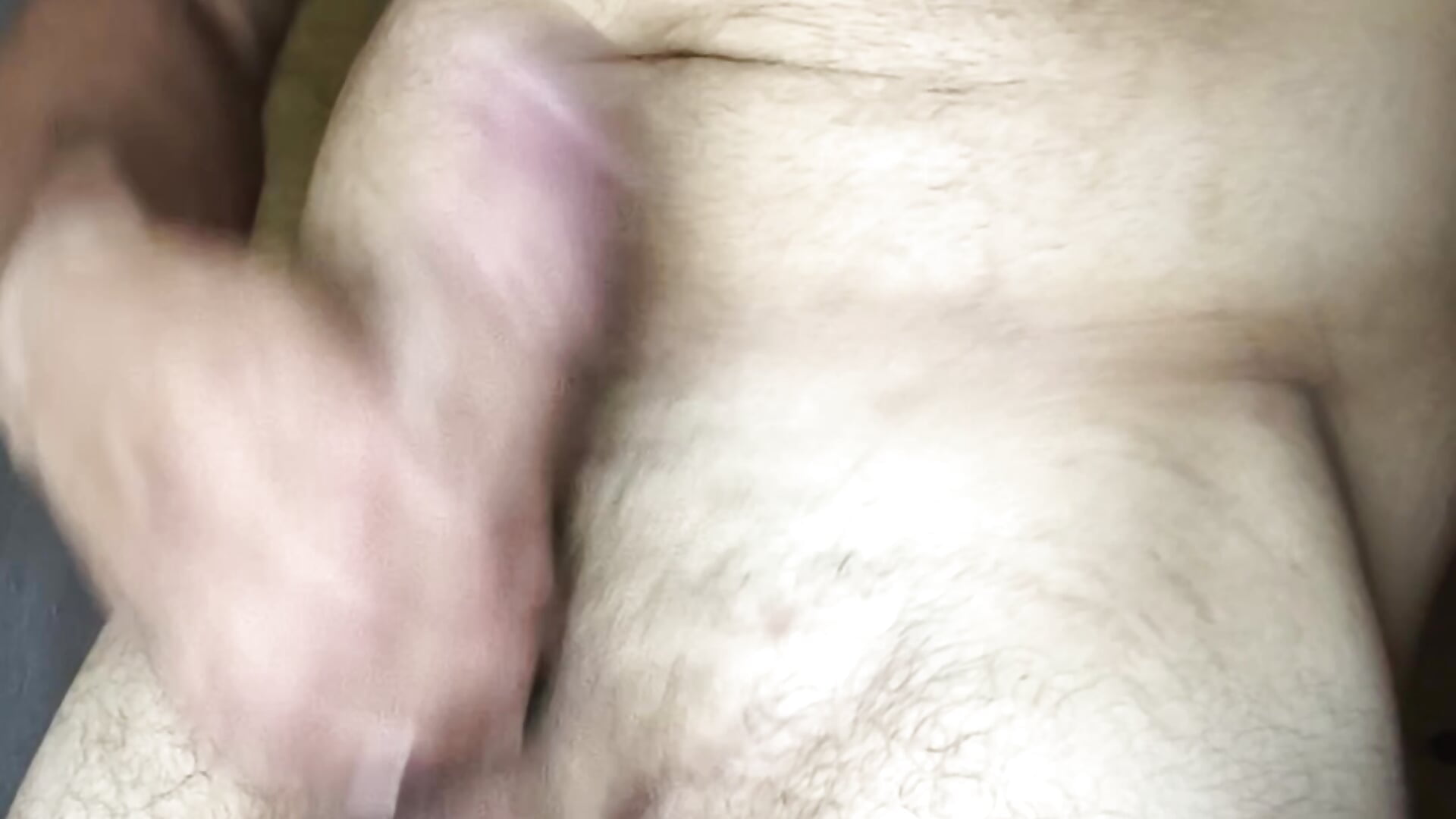No pude resistirme a una paja antes de ir a la cama – video af DiickShot cam-model