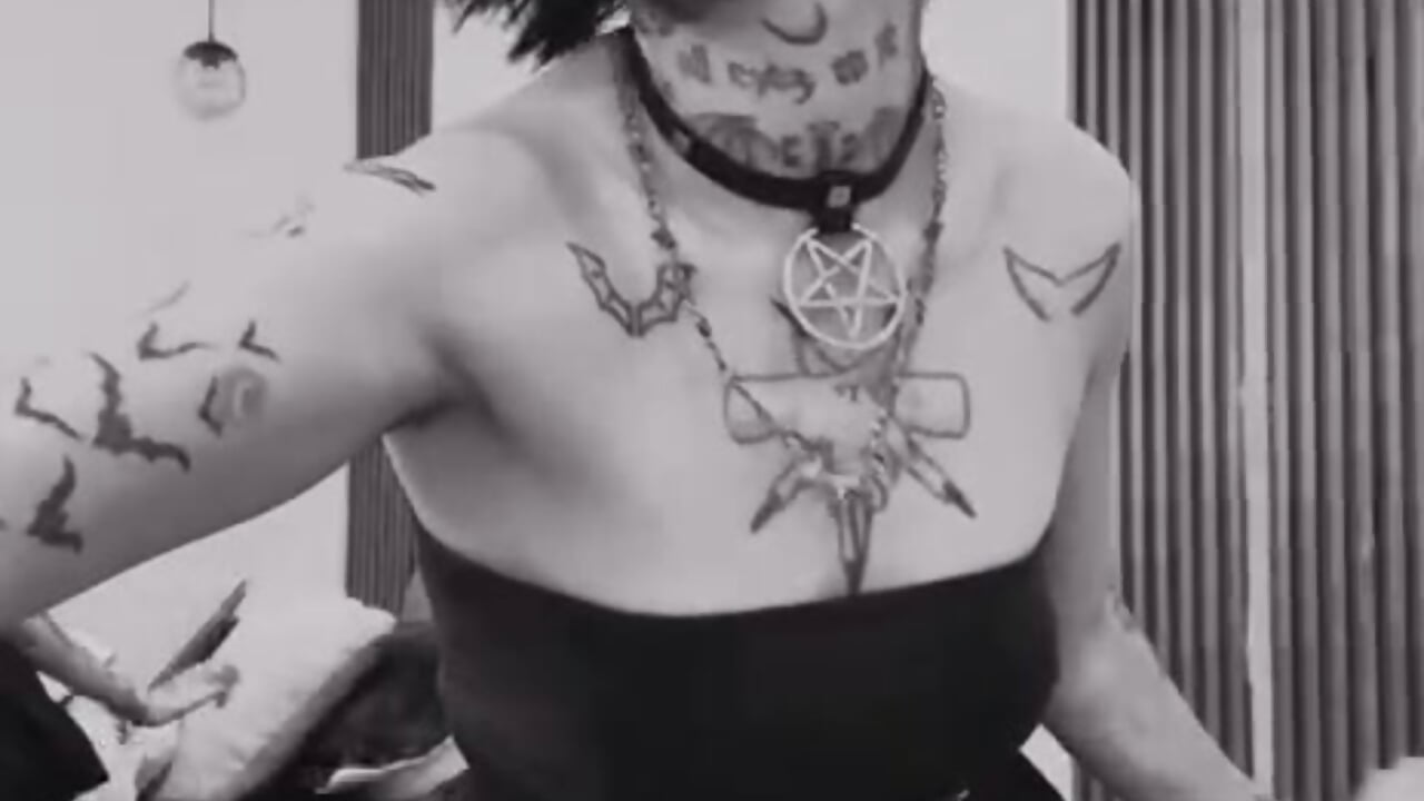 🤍Curiosity and Lust🖤 - clip cu Bela_Craxkerr model videochat