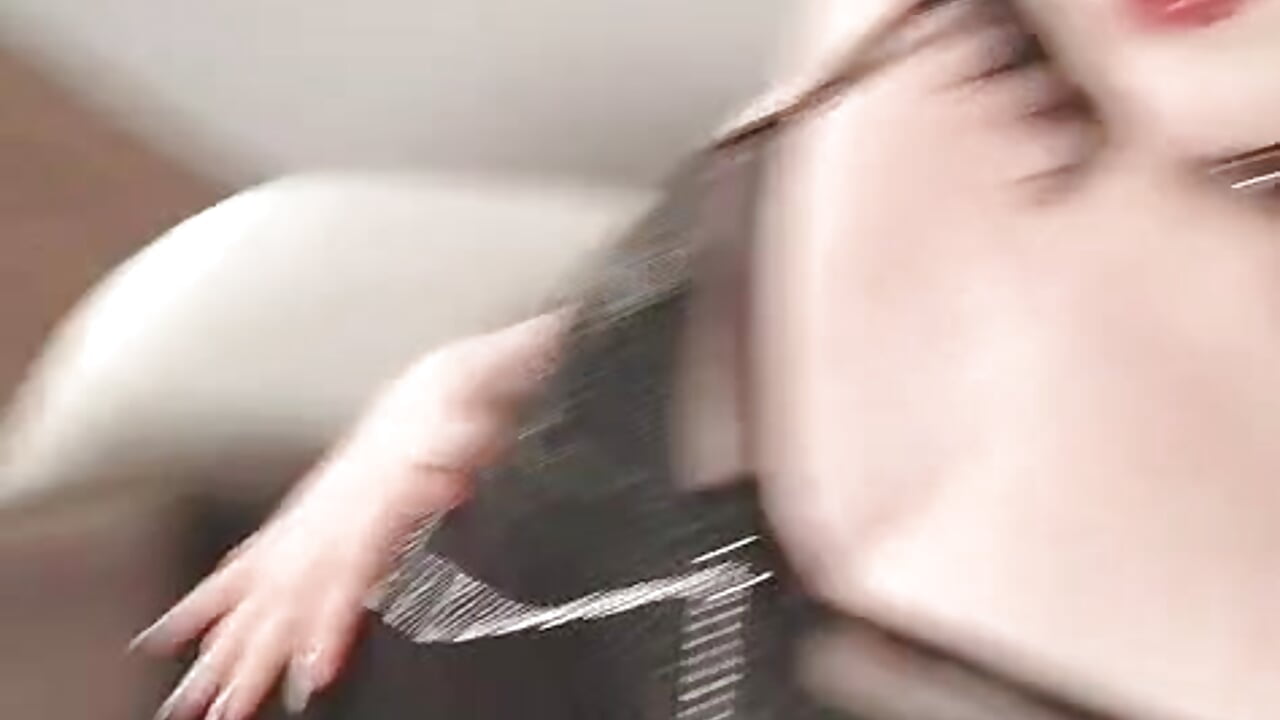 see me - vídeo de la modelo de cam Gothel