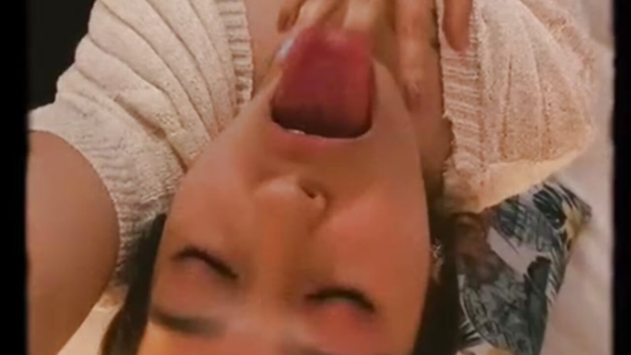 my toungue wants to kiss your cock - video by Noaah25_ cam model