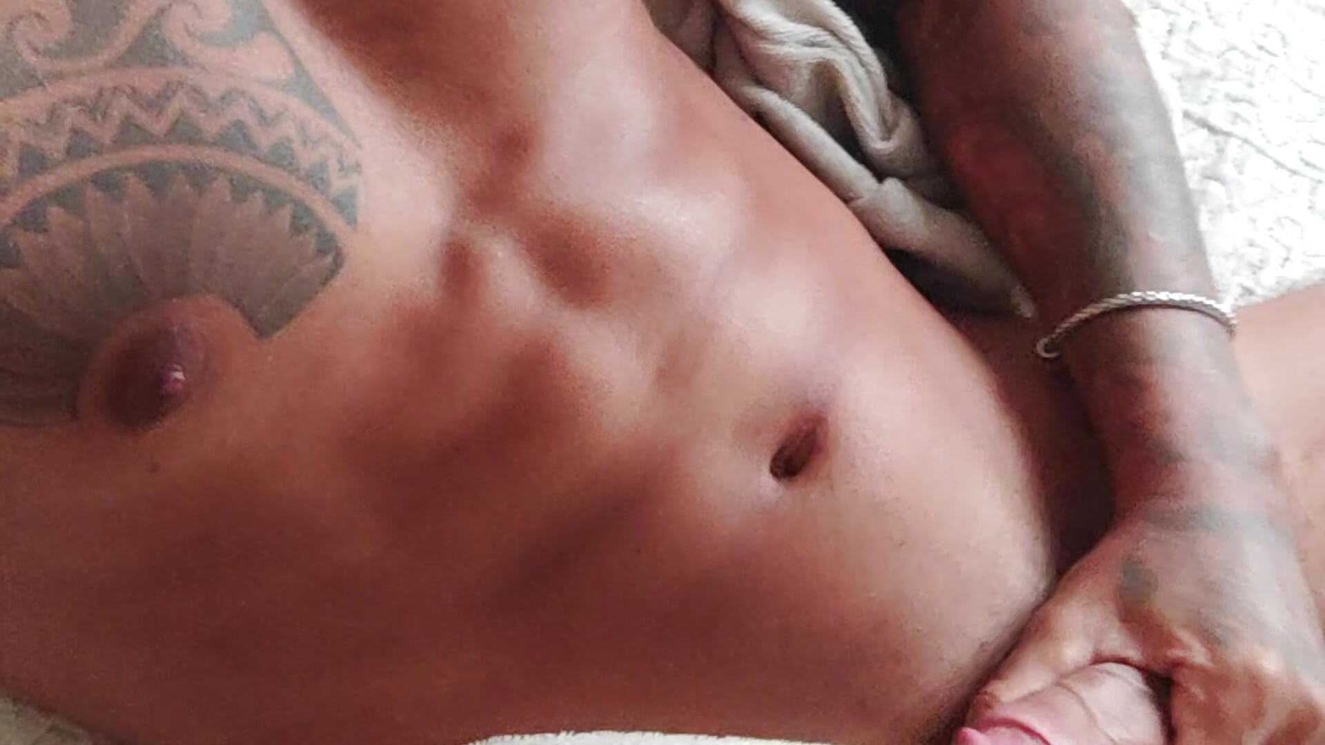 1001379748 - vídeo de la modelo de cam divino89