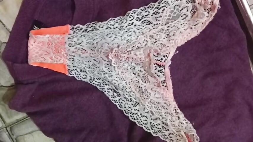 worn panties 1 - video by Jusananana cam model