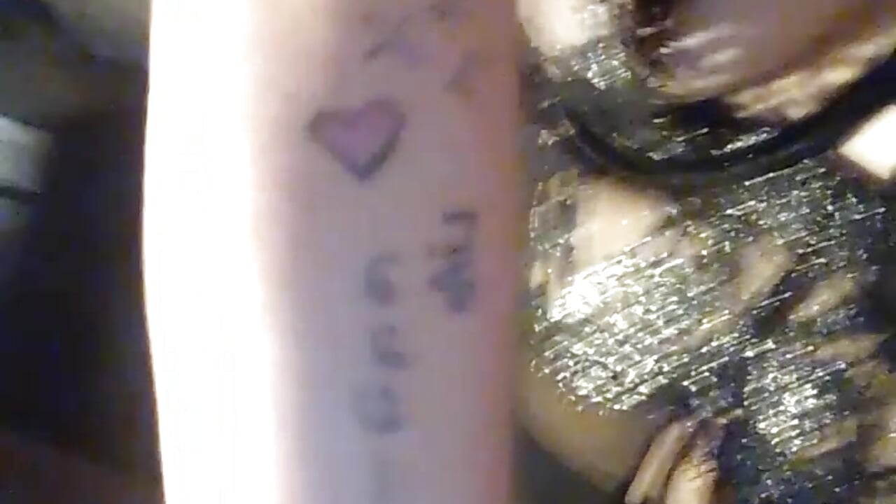 Tattoos - ক্যাম মডেল LadySn0w26-এর ভিডিও