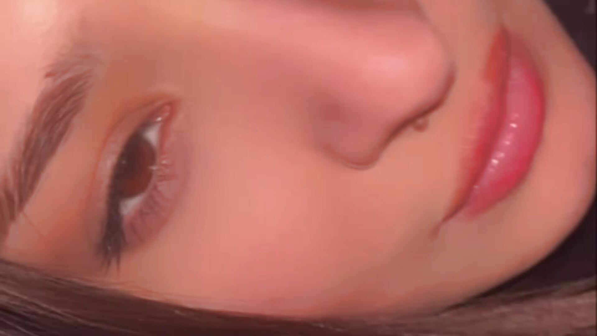 🎁 - video van BarbaraGreen cam-model