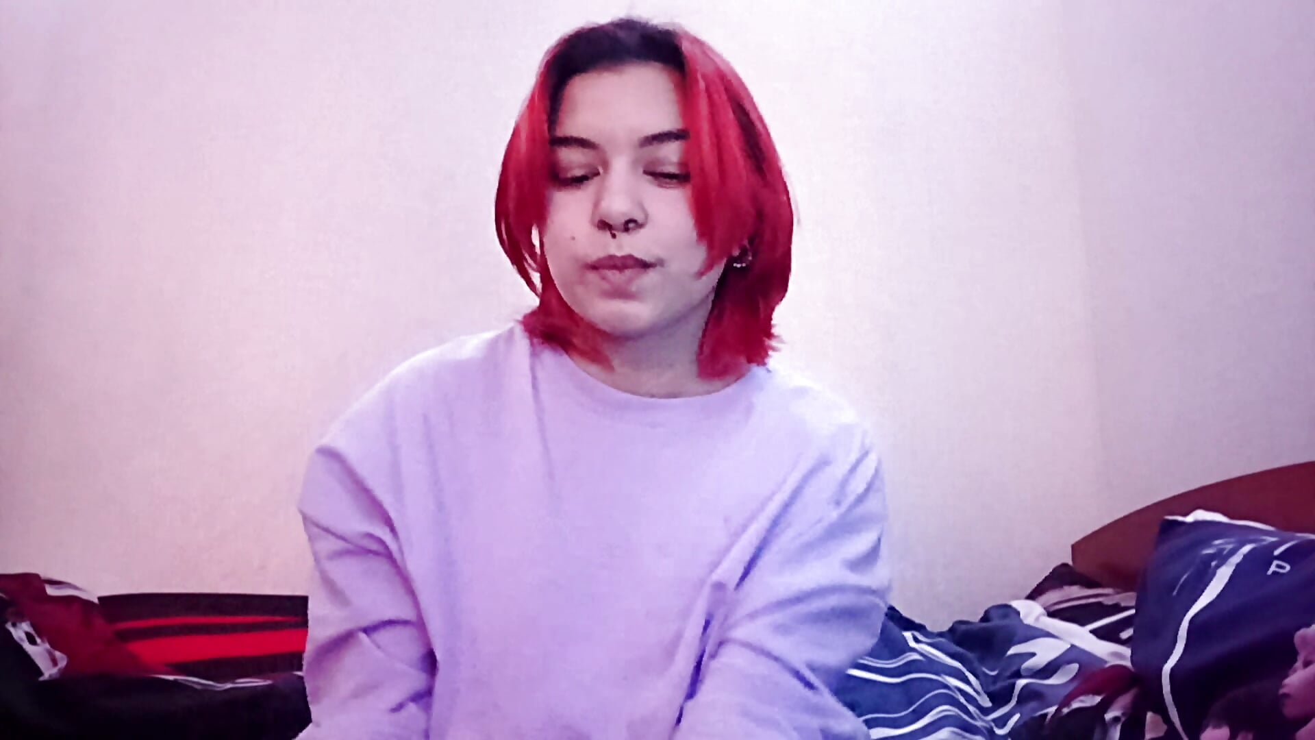 Piercing – video od webkamerové modelky Evakpoplover