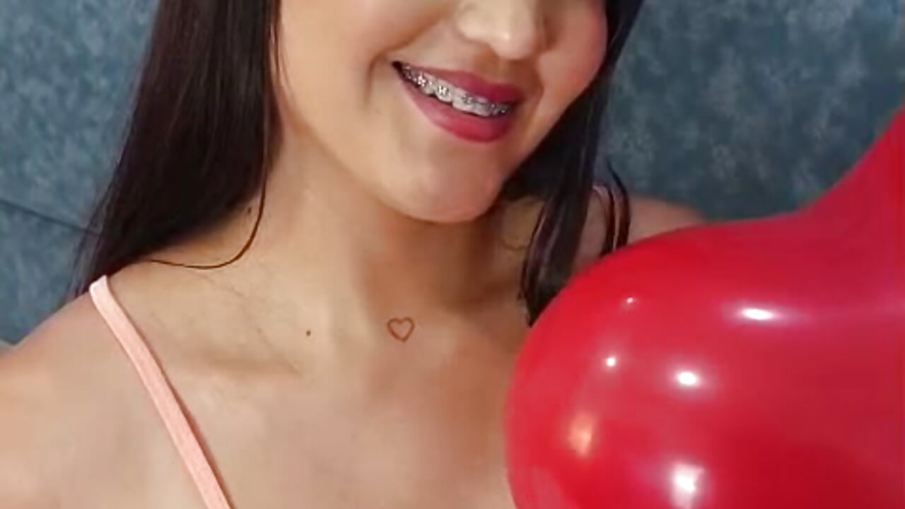 Valentine's Day ❤️ – video od webkamerové modelky SilvanaDuran