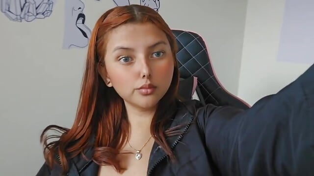 profile-intro-video-1768691684 - vídeo de lucero_brule modelo de câmara