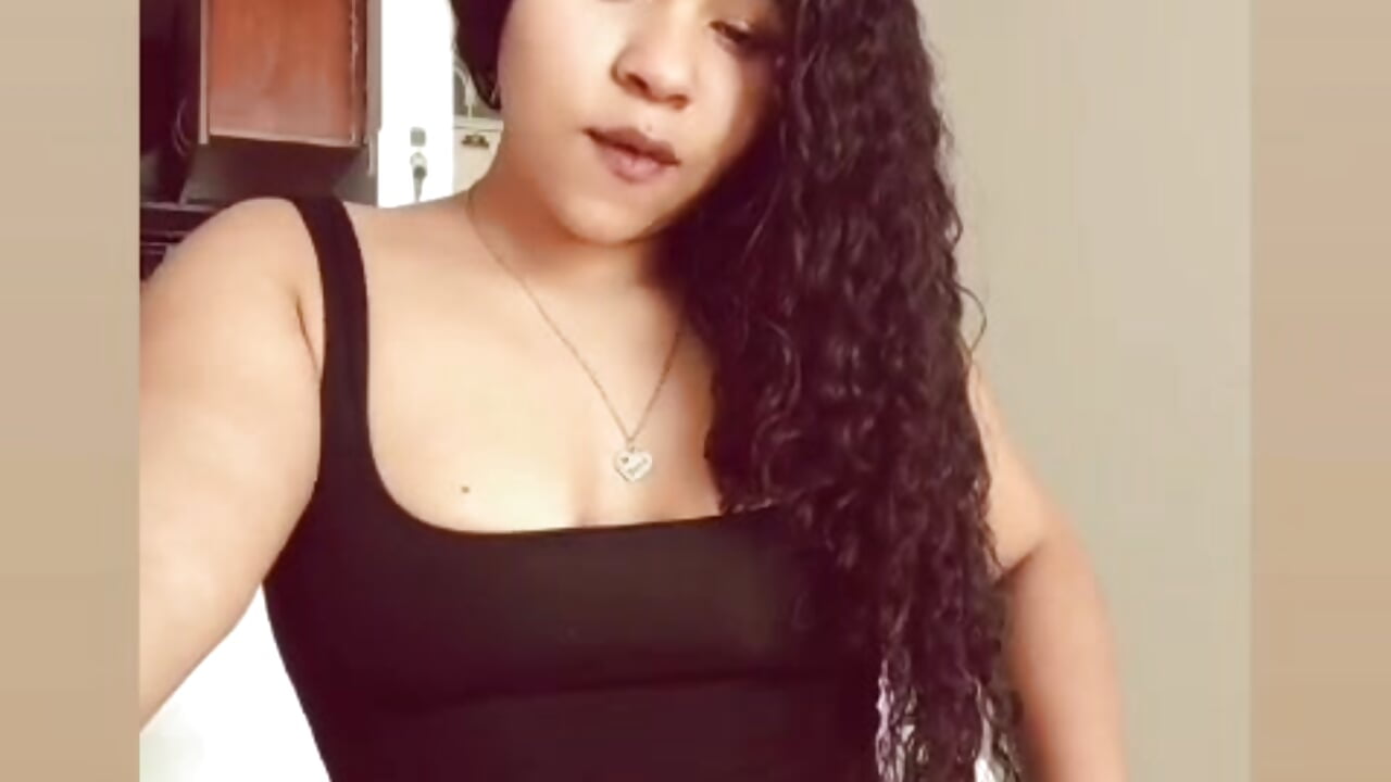 WhatsApp Video 2026-02-02 at 9,41,30 AM - video oleh model kamera scarlett_19x