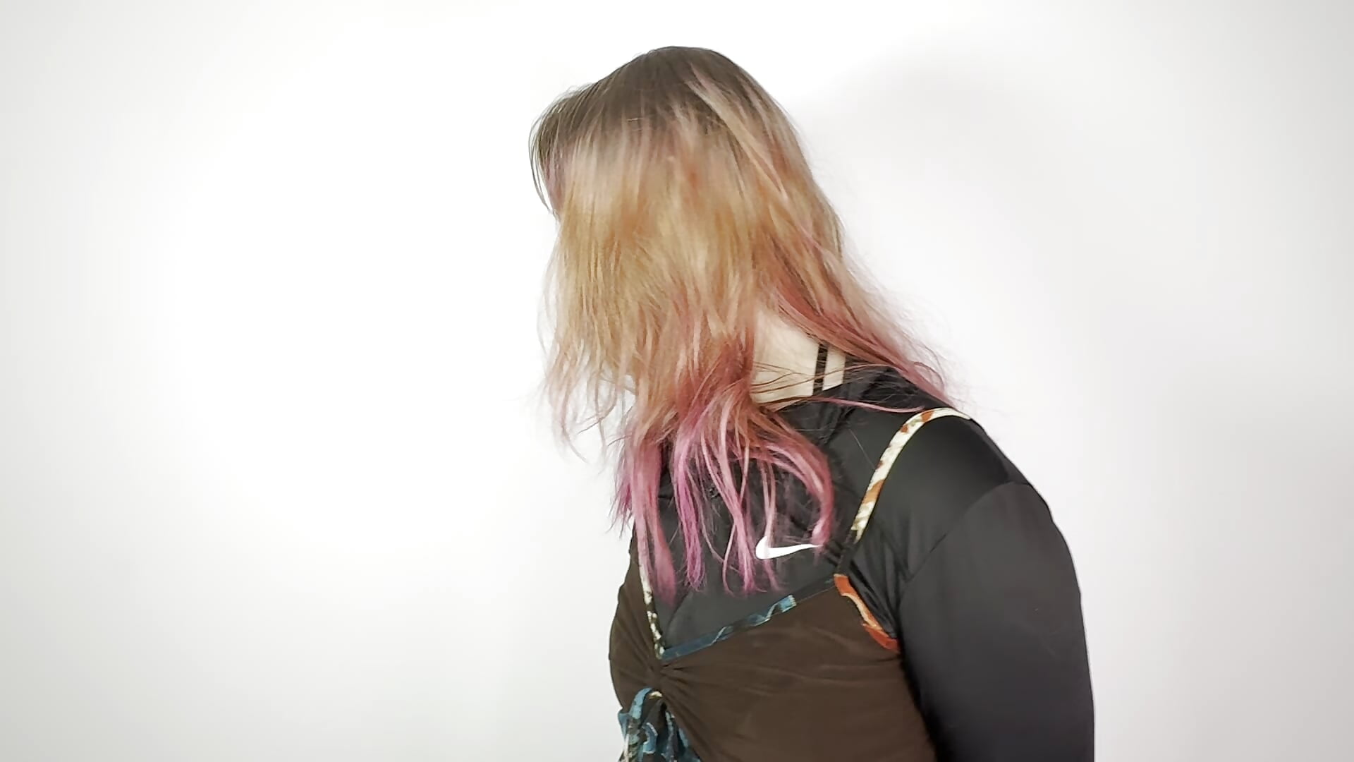 hello world ^^ – видео вебкам-модели KrissyHjelle