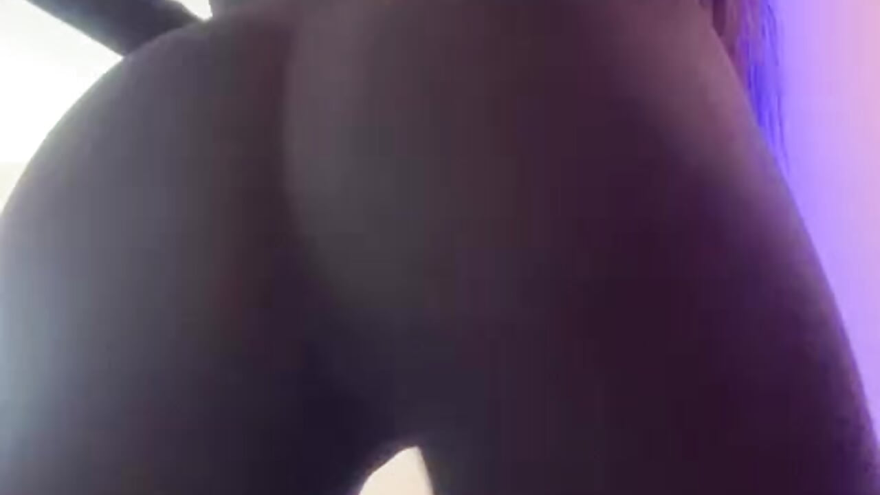 My big butt ♥ - video van NaomiGrayy cam-model