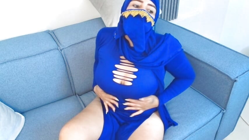 sexy arabic 🌙 - – video af Dalia_rami cam-model