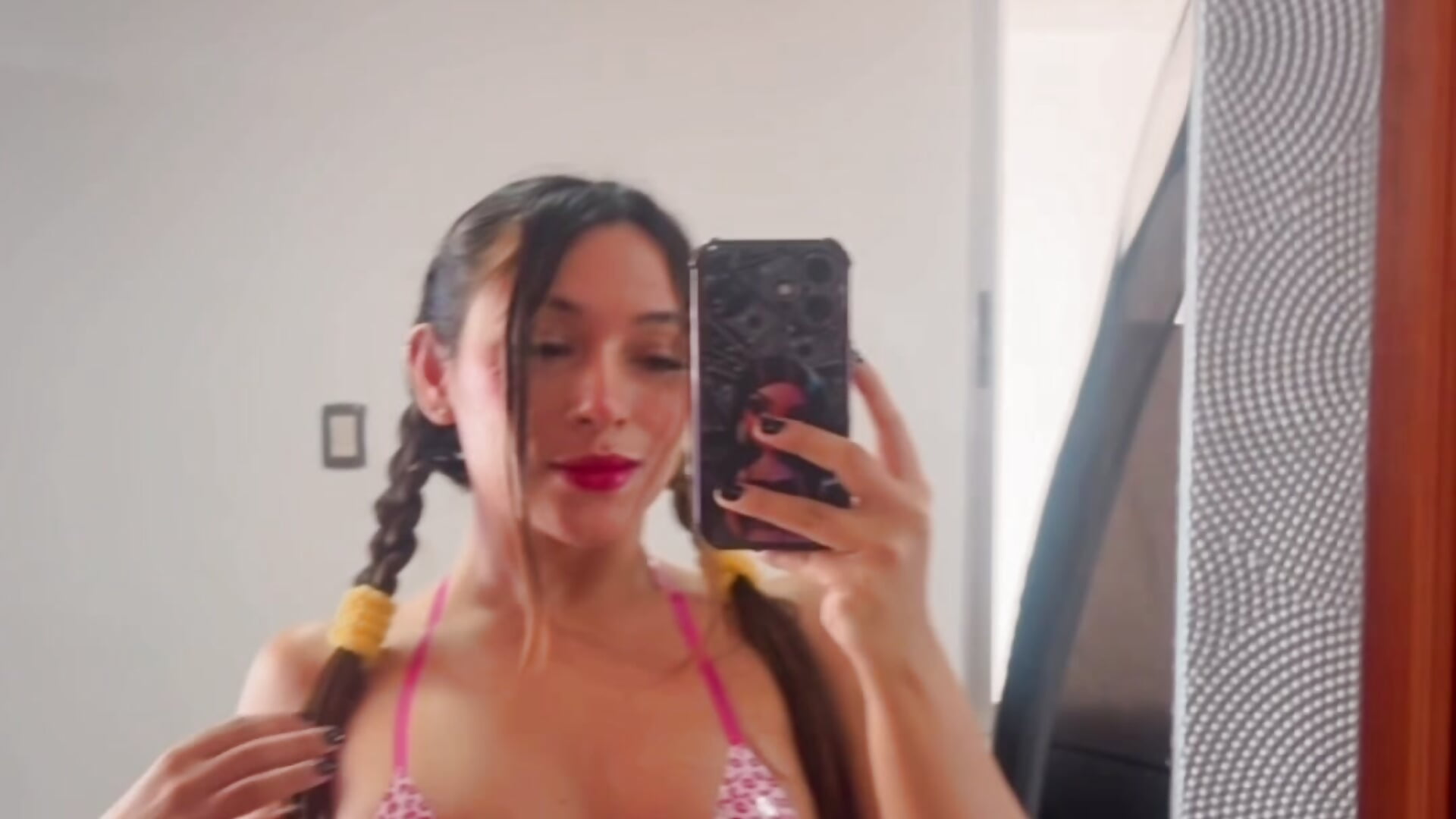 👙🤤 - Video von HilaryT Cam-Model