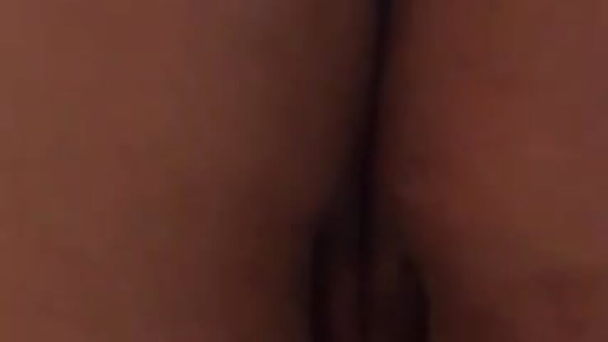 Mi lindo coño sin pelo /My cute hairless pussy - Video von MissAcidd Cam-Model