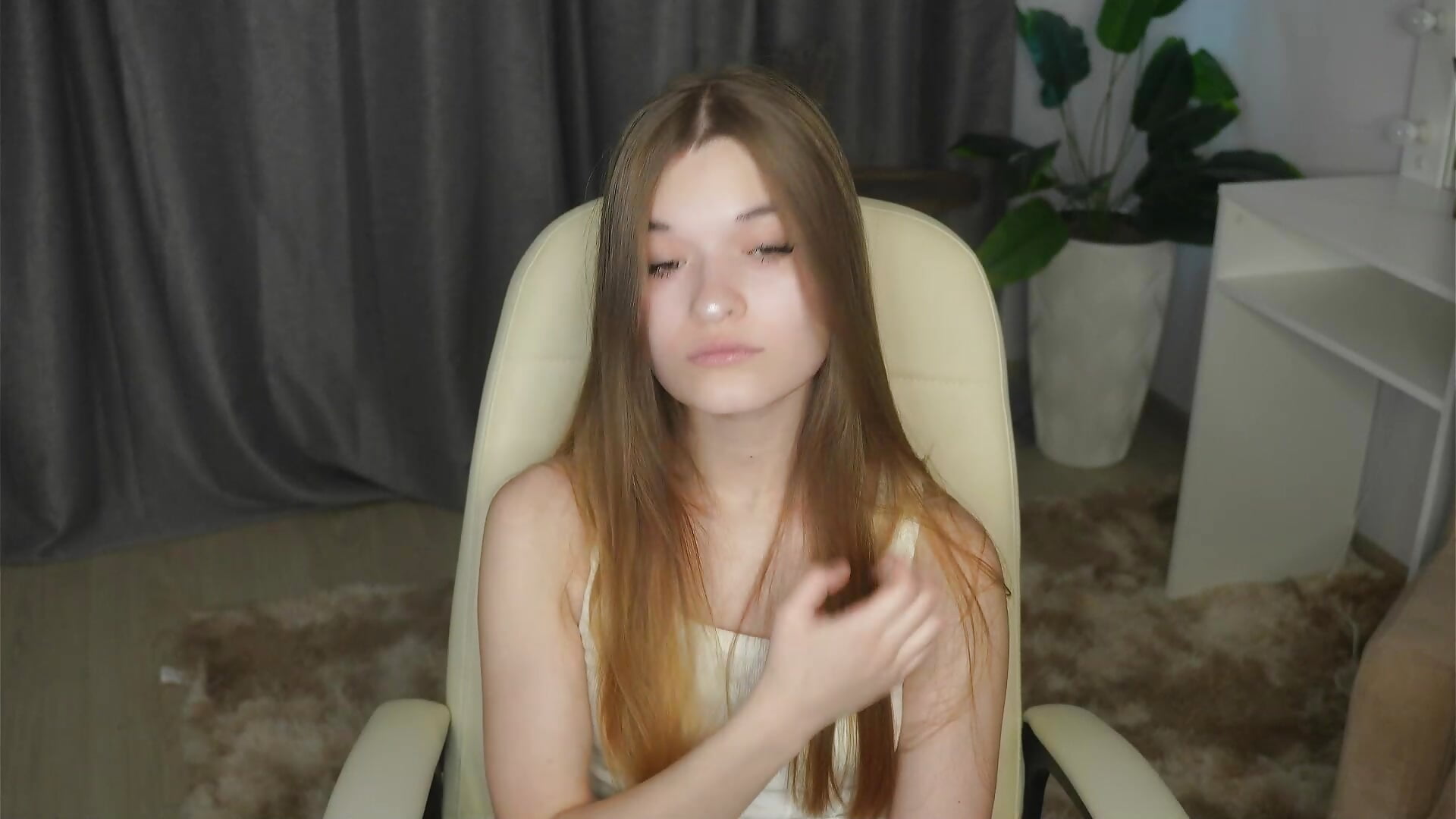 🍦– EmmalineKearl kameramodell videója