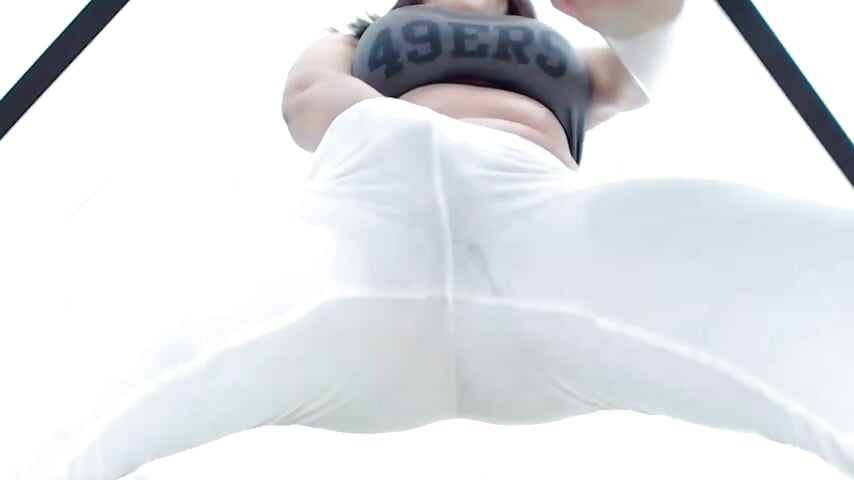 Wet Pants - vidéo du modèle de showcams Asuna_x