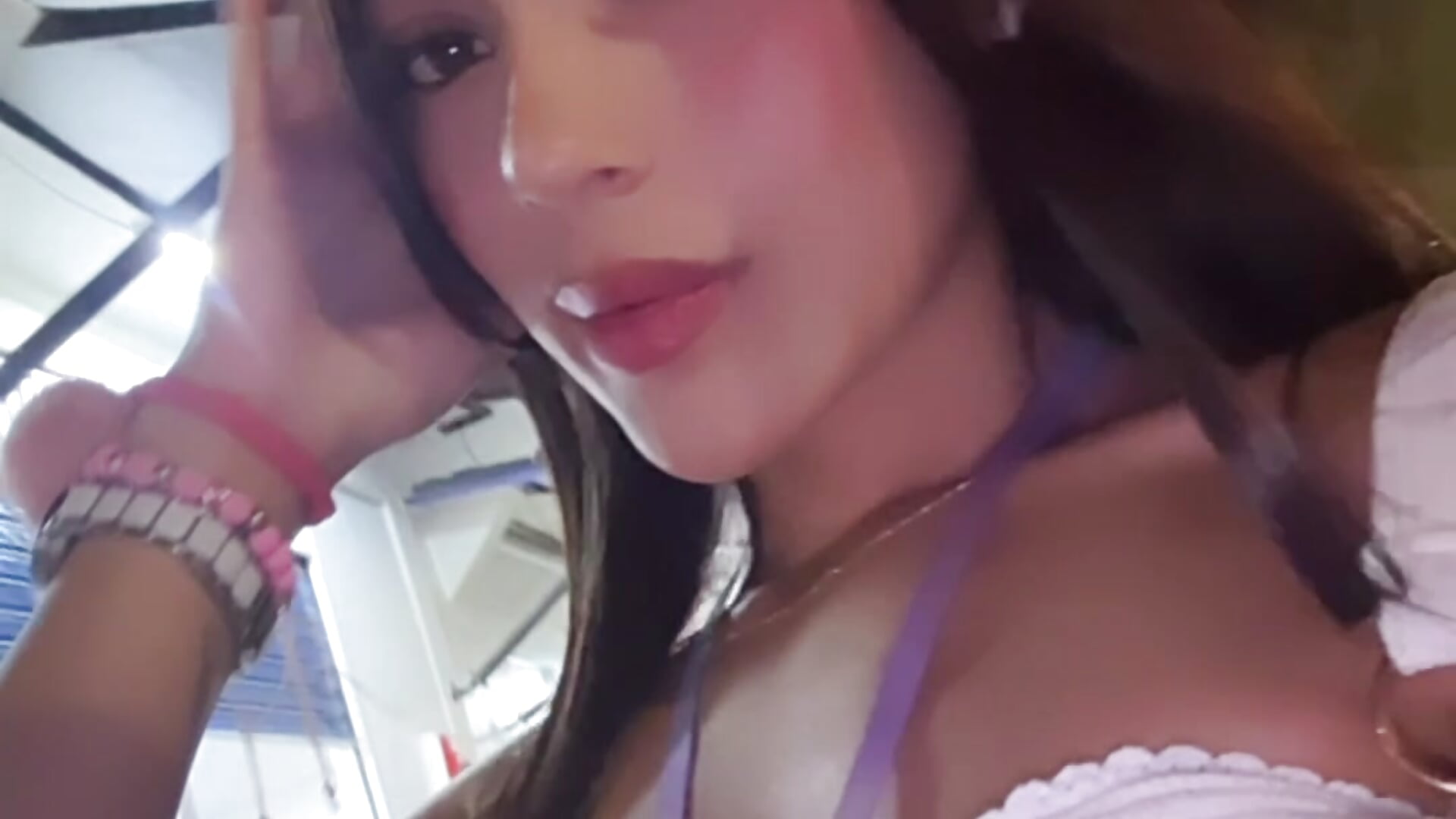 11F4FF88-F686-4468-97BD-66E87B7A2AE5 - відео від вебкаммоделі Adrianitaxxx