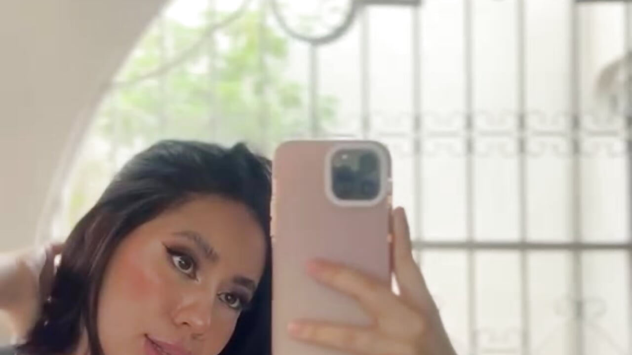 💋 - video của người mẫu cam Sienna-Gold