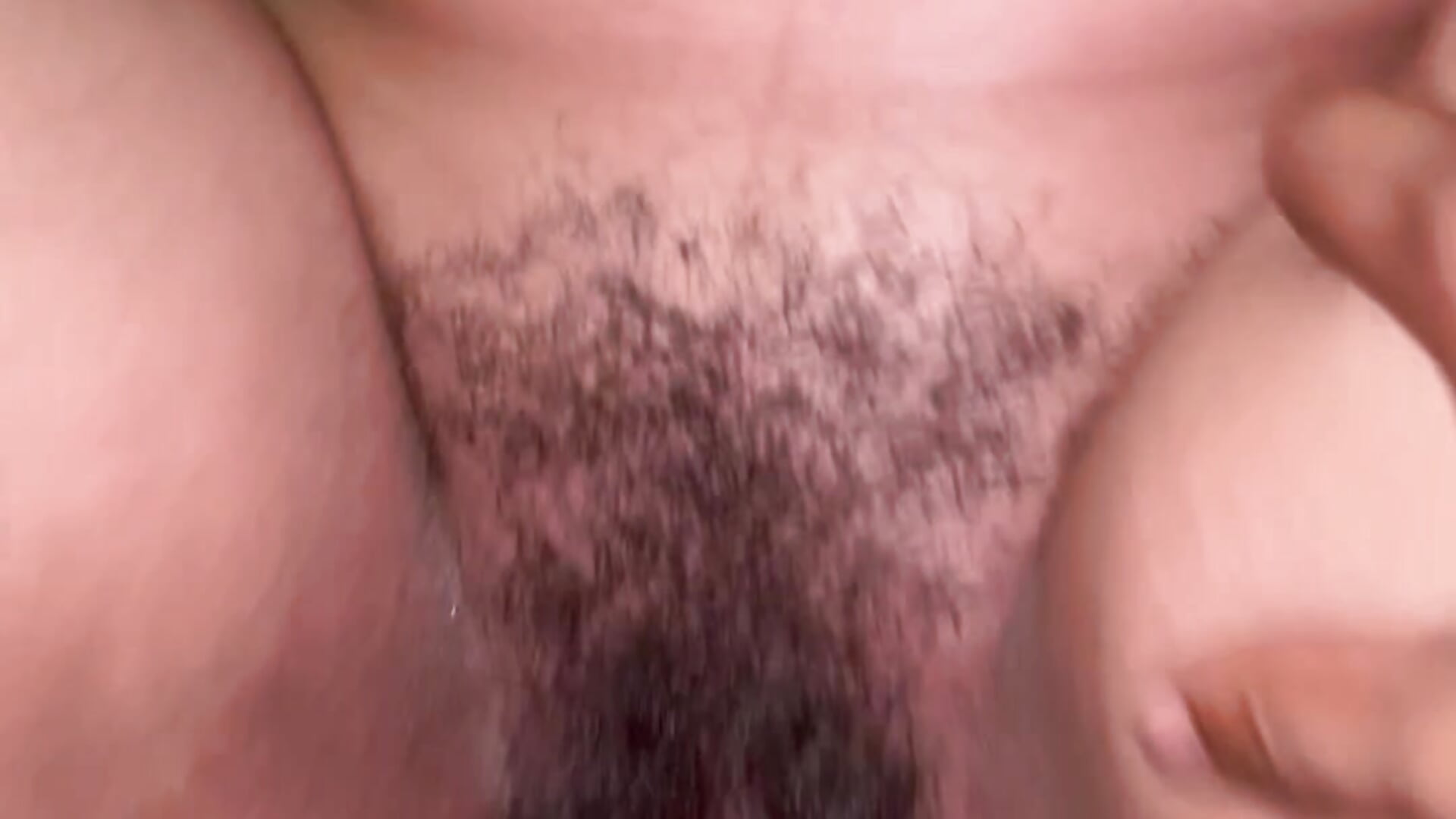 Close up squirting on dick - video di AffAsian100 modella di cam