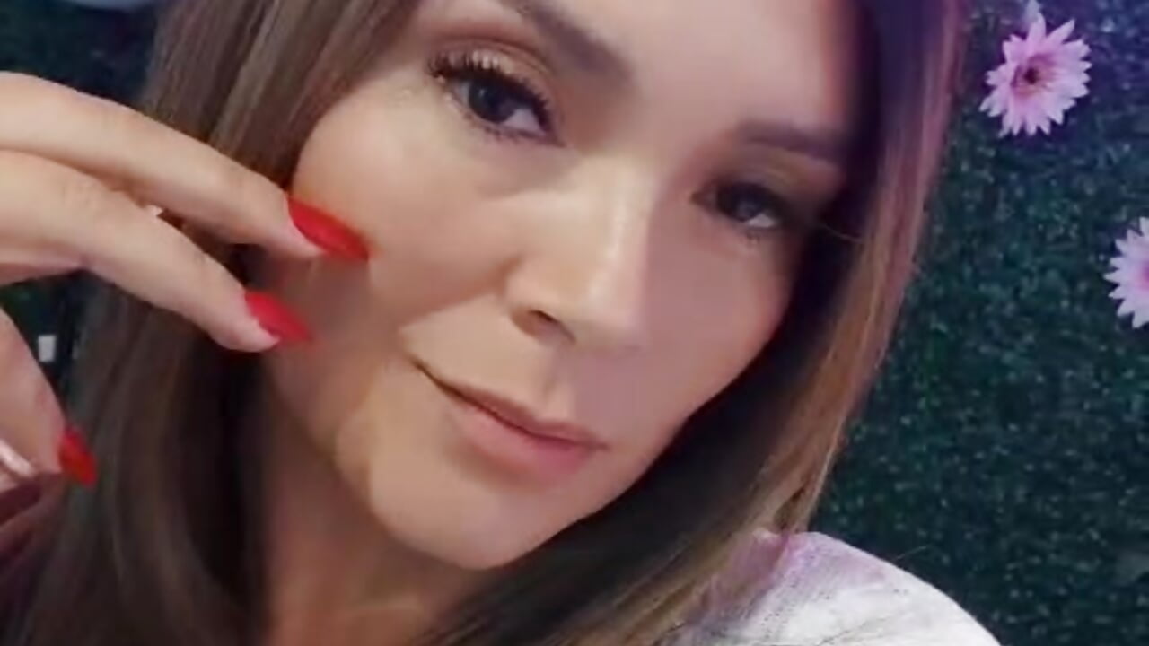 profile-intro-video-1769196998 - vidéo du modèle de showcams Nanis_dash