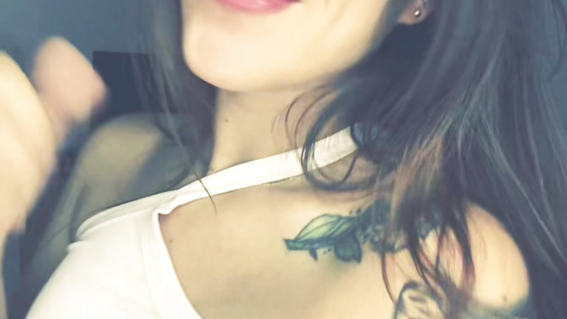 v14044g50000d767dsvog65v2olg5rc0 - video của người mẫu cam Adynrousse