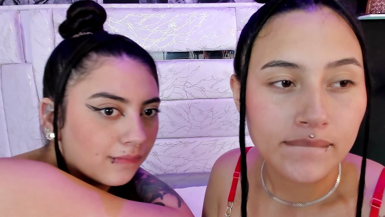 hot kisses with lots of tongue