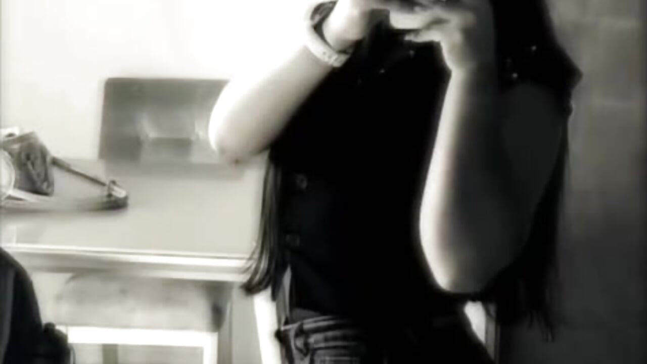 A LITTLE OF ME 🍒 - βίντεο μοντέλου Girls_Beach_aws