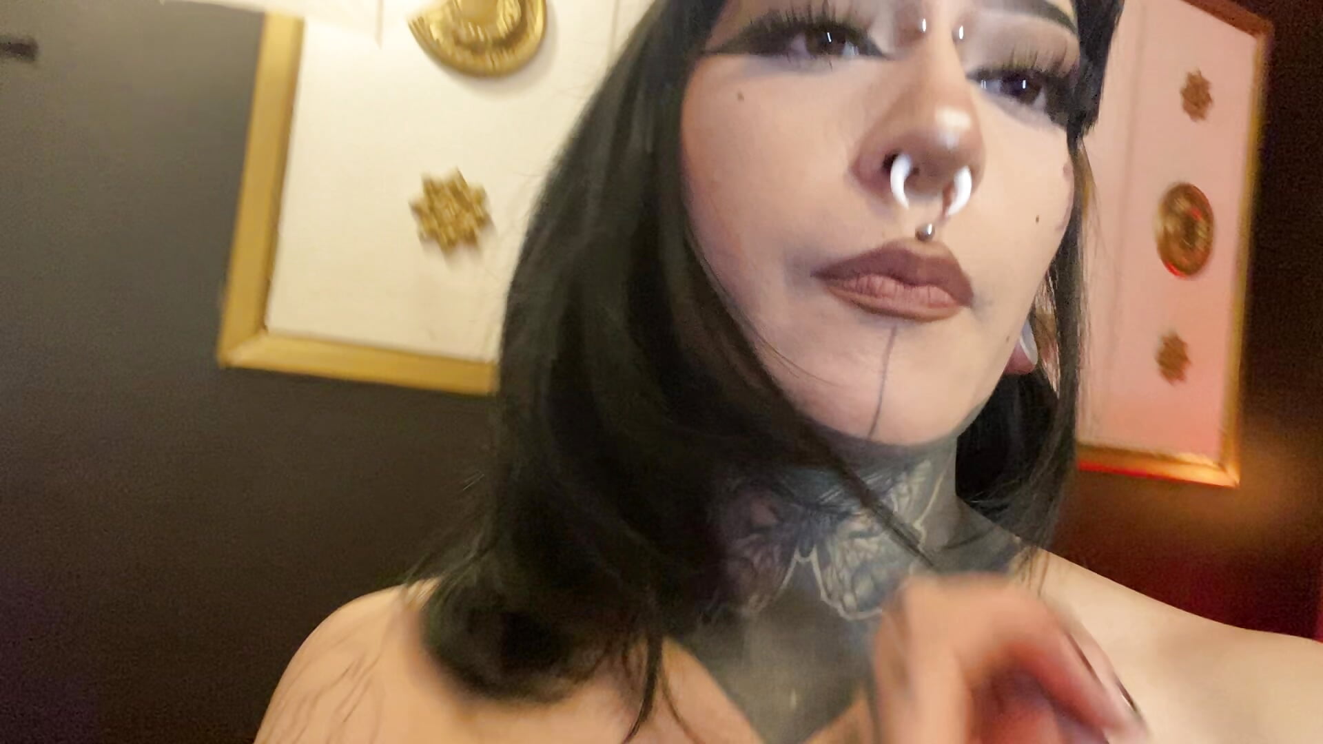 Sucking like a pro! 💦 - Video von Kat_VonDe Cam-Model
