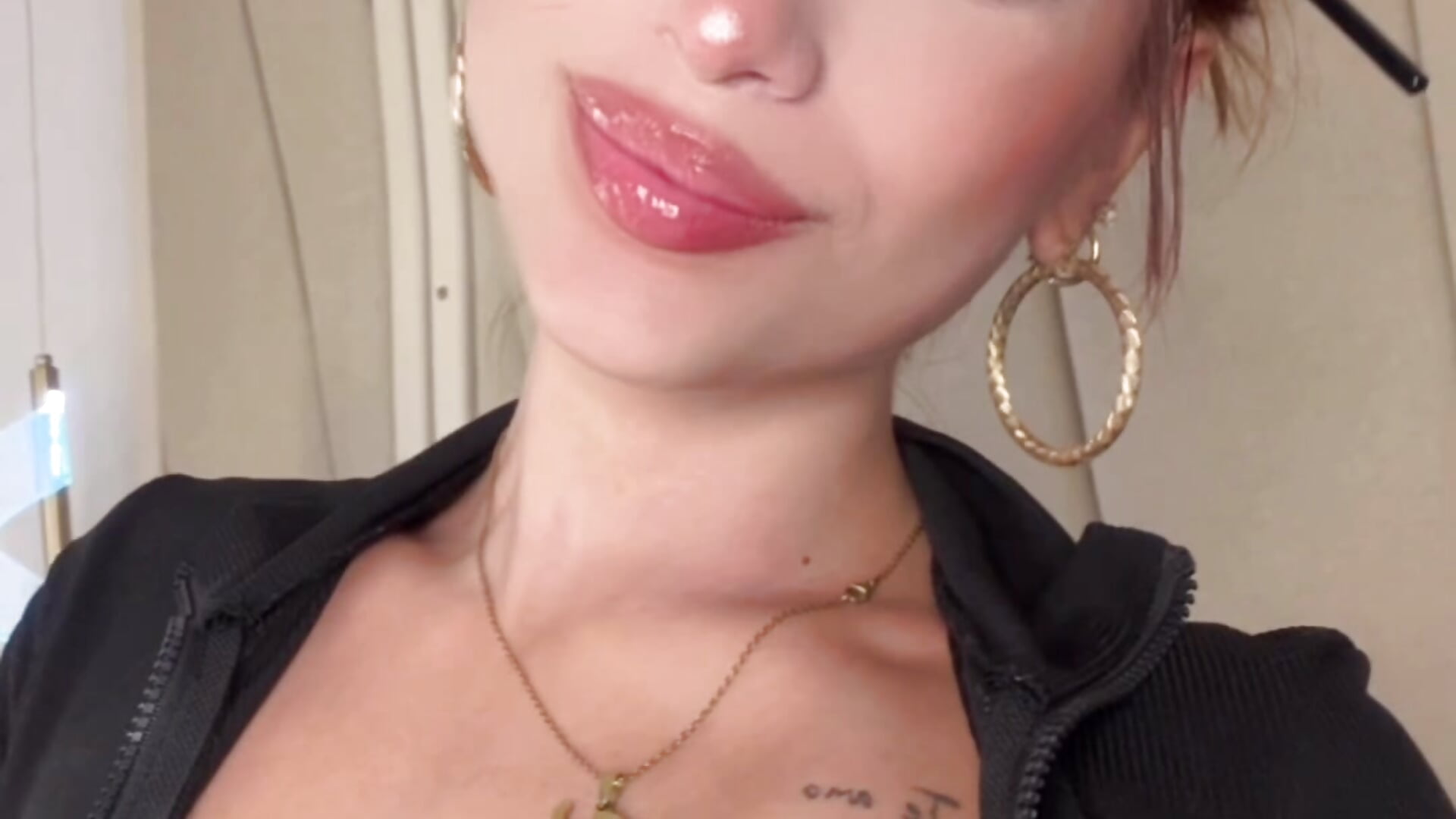 🐉 - video by Alison_Ivanova cam model