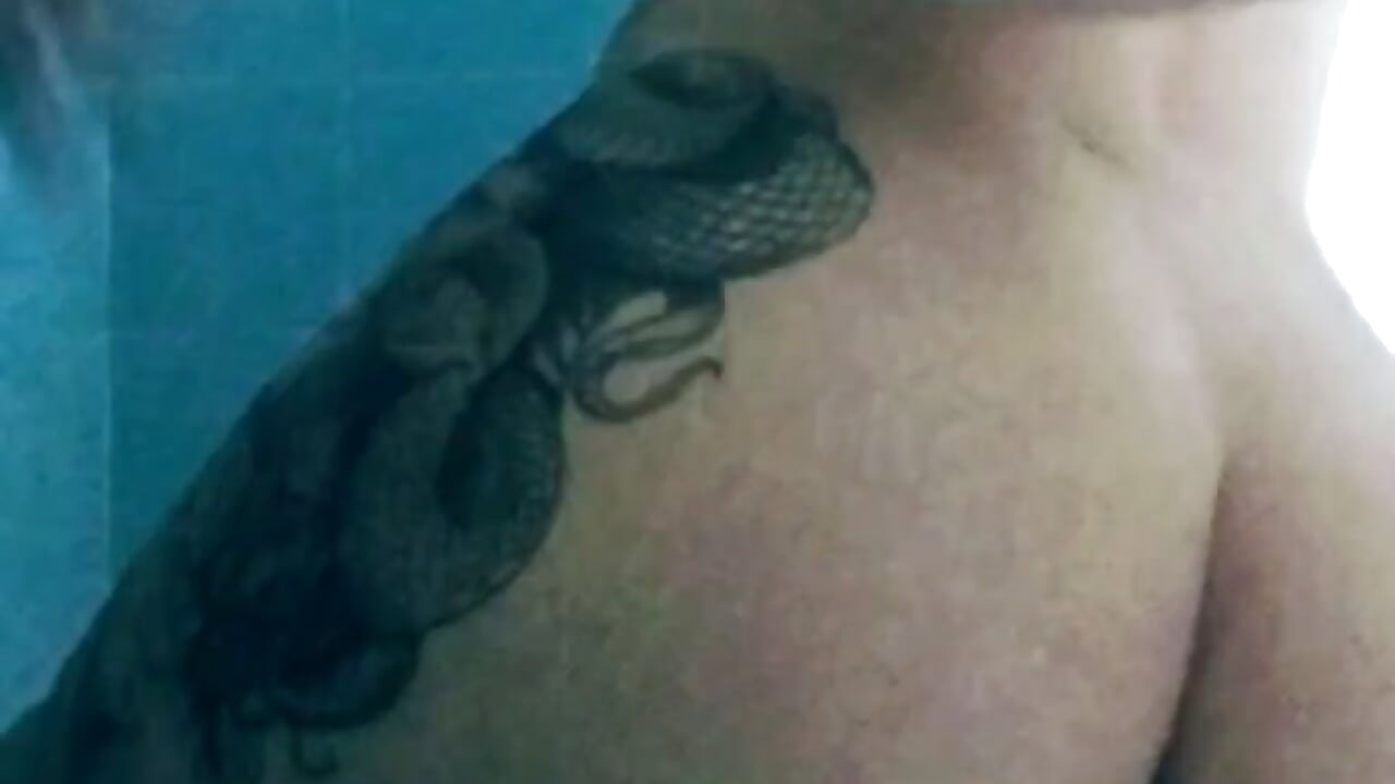 Rebotando el culito mientras te muestro todo 🤭 - відео від вебкаммоделі Lexxxi_666