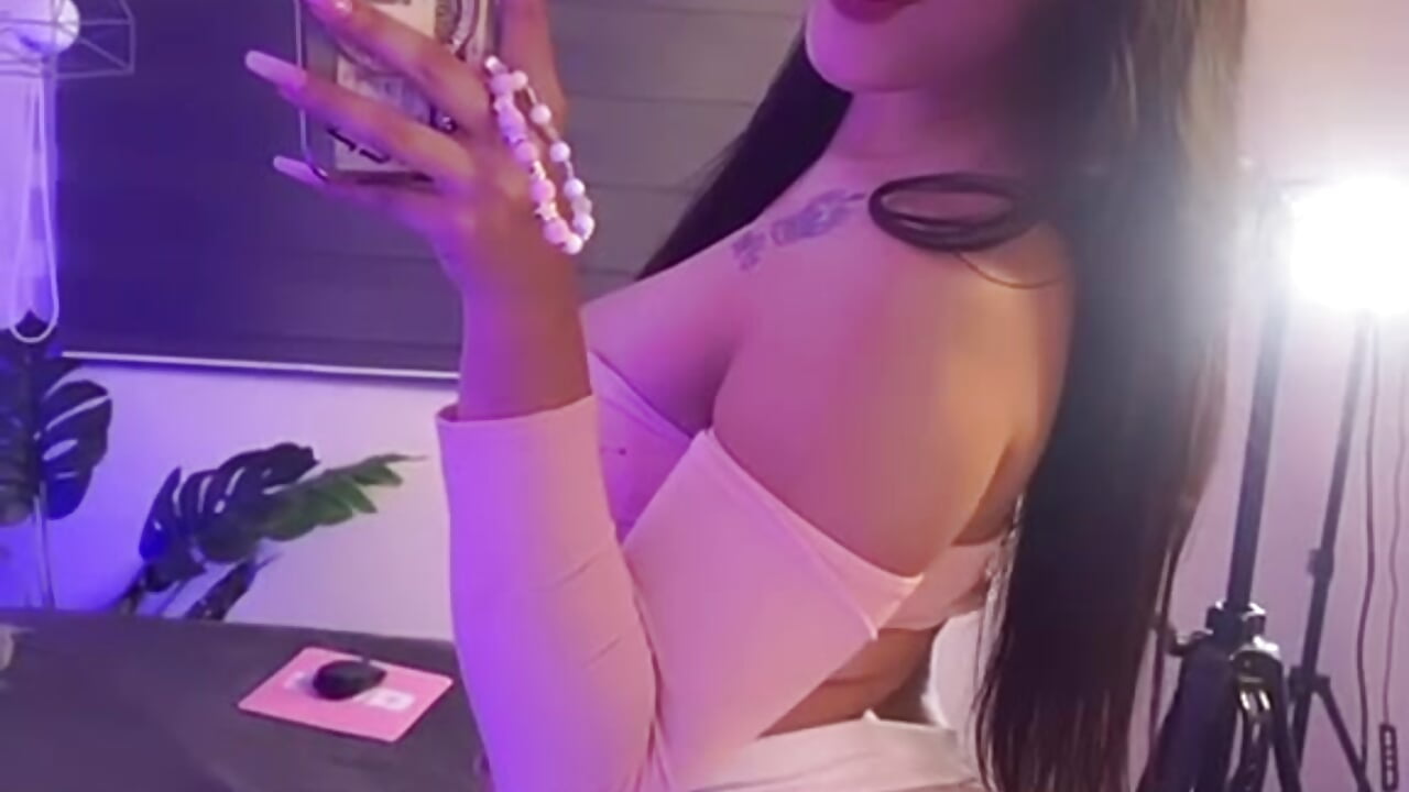 You like my big ass ? ♥ - video by im_sabrina_cute cam model