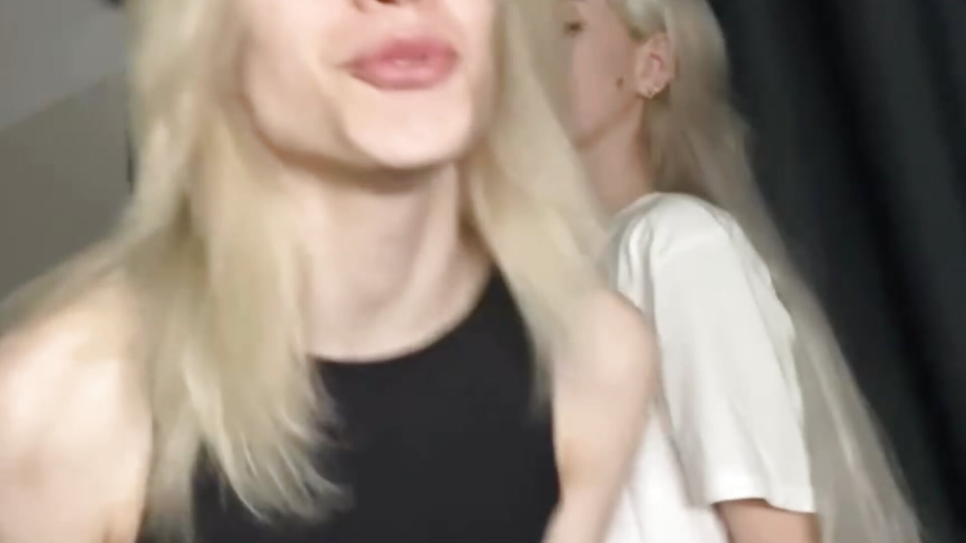 We're crazy – видео вебкам-модели t_A_T_u