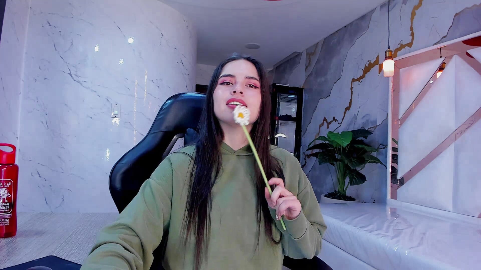 2026-01-21 09-50-50 – video modela na kameri Qetsyah_tf