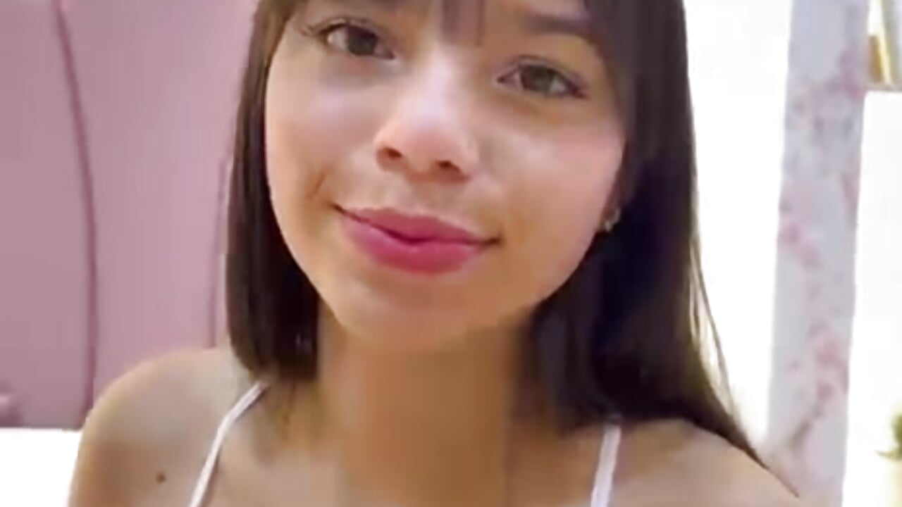 Hi love ♥– IssaSkinny kameramodell videója