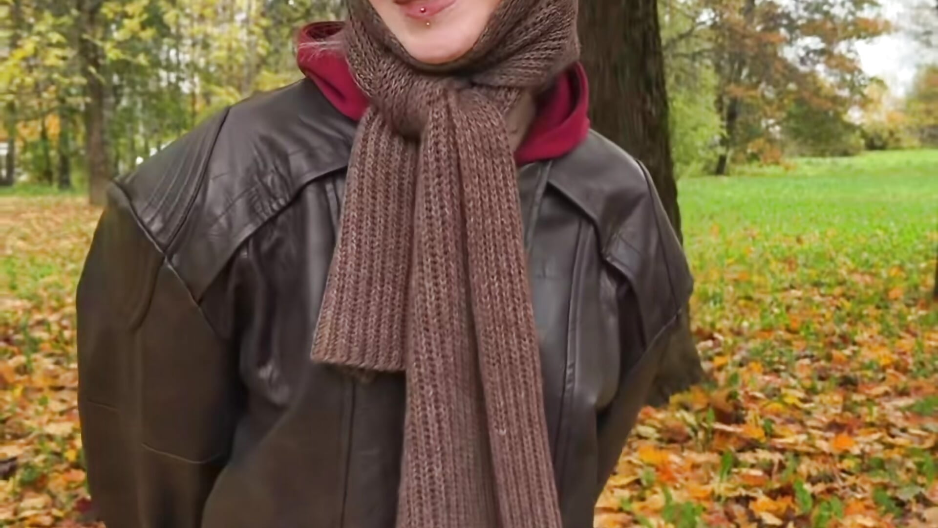 october vibes! - فيديو من Mia_WaterFall موديل الكام