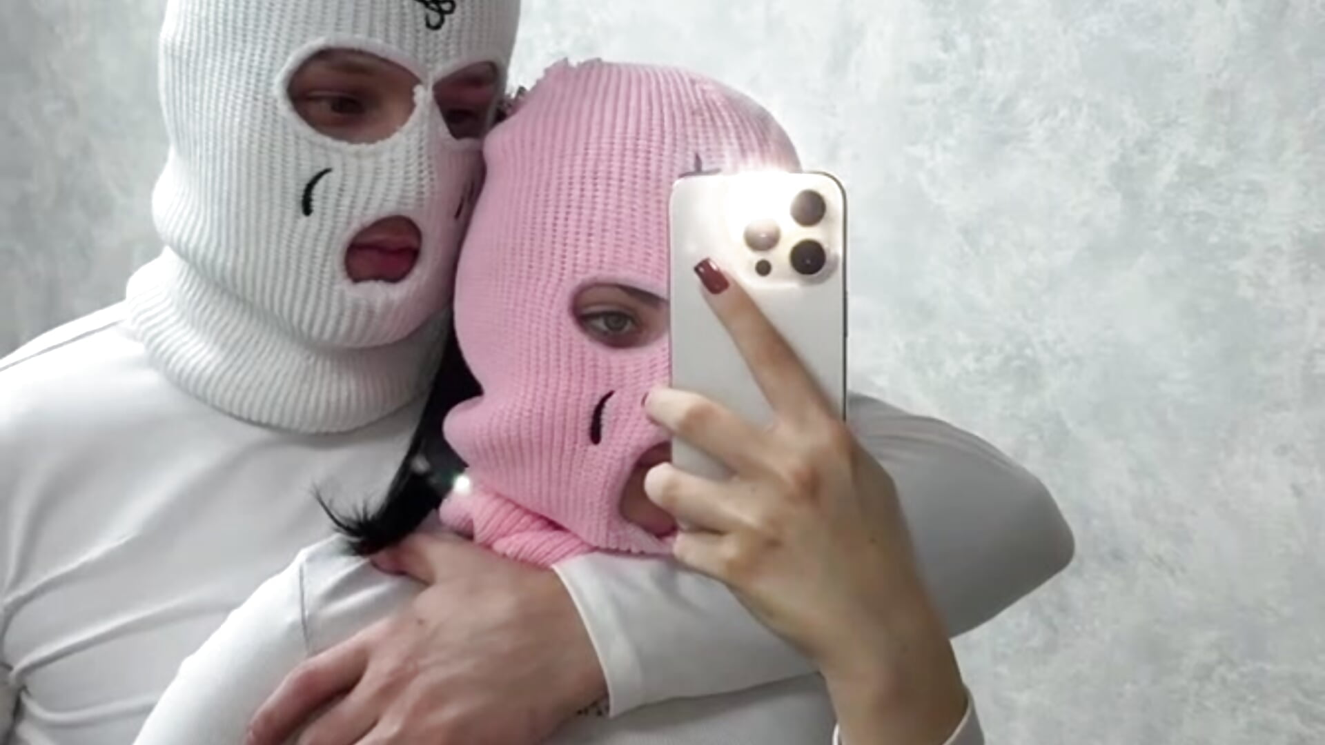 🎭 - clip cu DlRTYLOVE model videochat