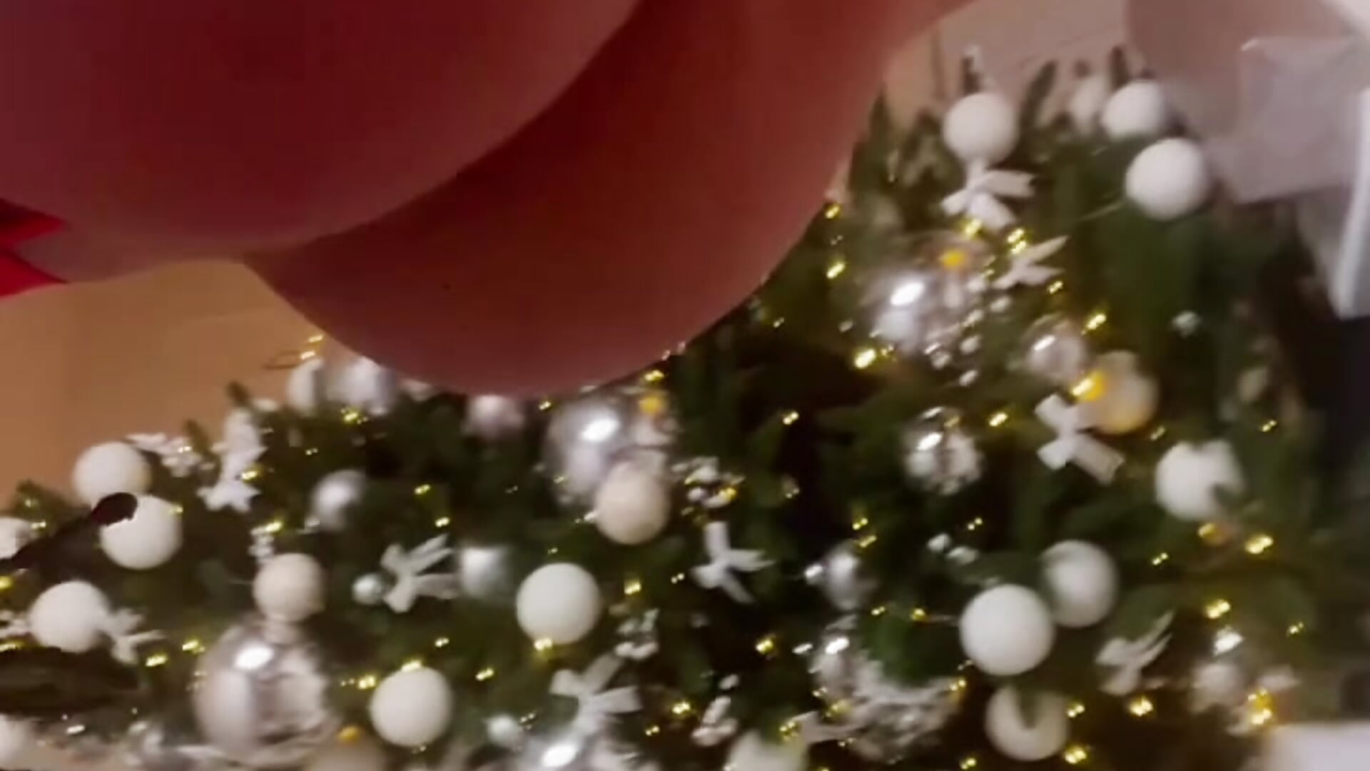 cea81c06ce9d4cb59f4584ff1b5d0638 - відео від вебкаммоделі LadyRavenna